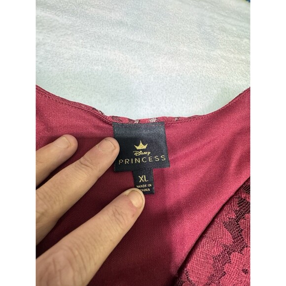 EUC beautiful Lace Disney Princess Burgundy dress Xl‎ Adult Maroon Captain Hook - Picture 10 of 14